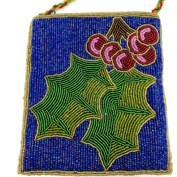 CMarie Holiday Holly Berry Beaded crossbody Bag - Picture 3 of 14